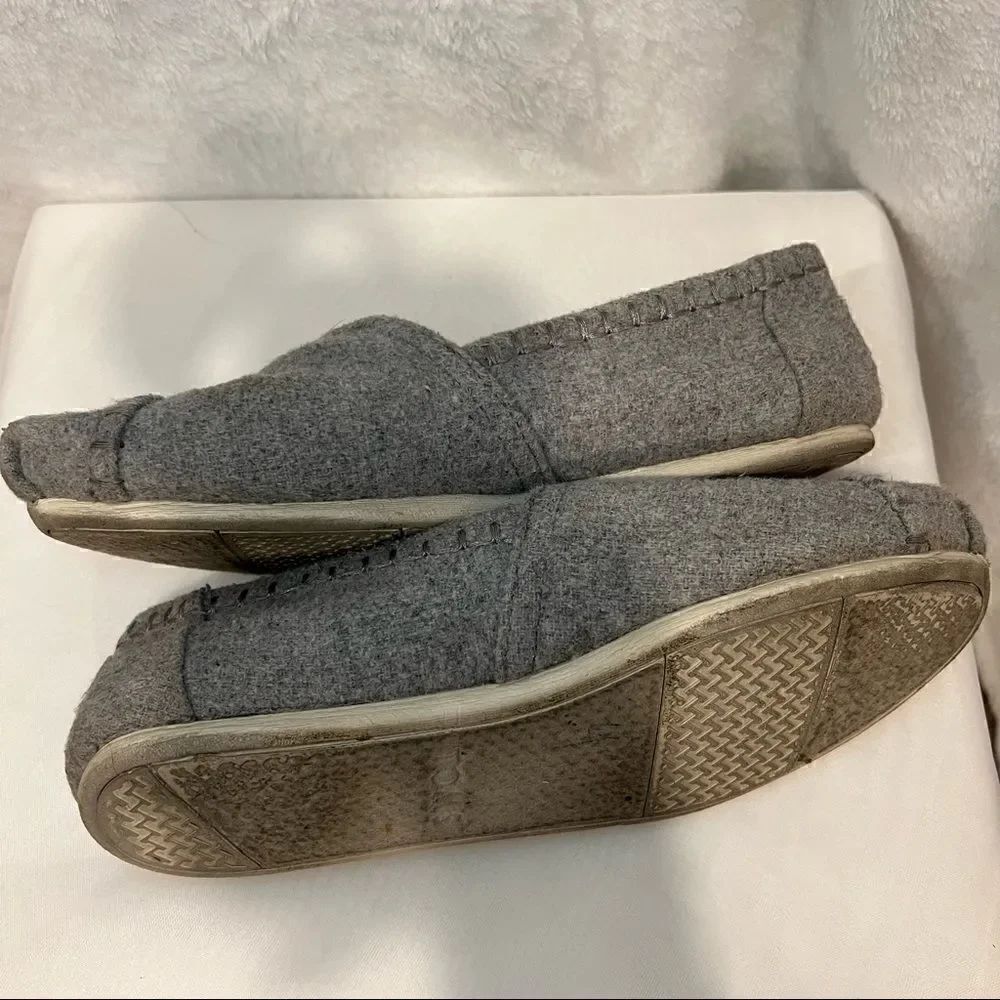 TOMS Wool Classic Slip-On - Picture 11 of 12